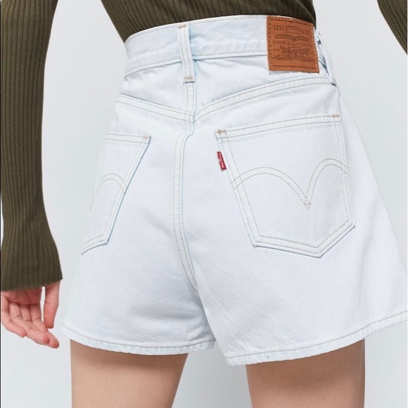 levis wide leg shorts